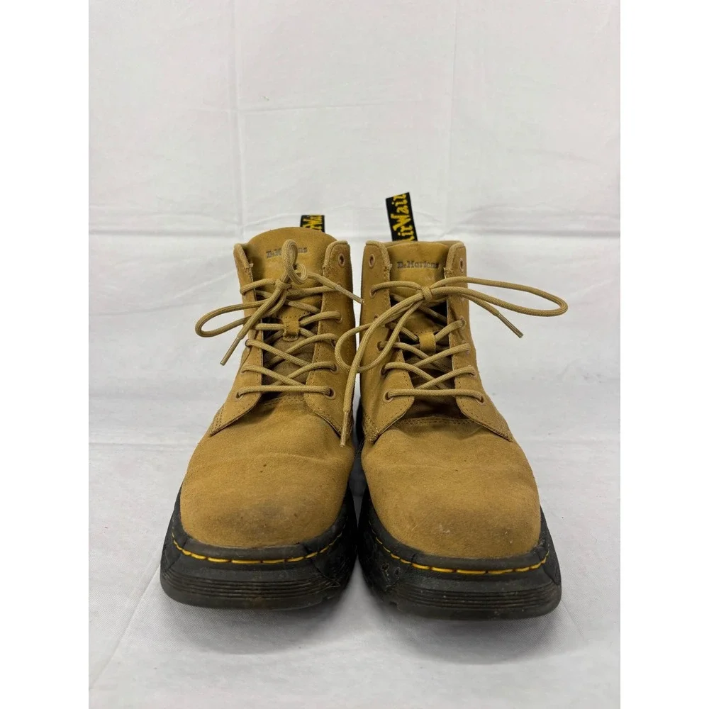Dr. Martens Crewson Chukka Boots Mens Tan Suede Ankle Comfort Outdoor 9M